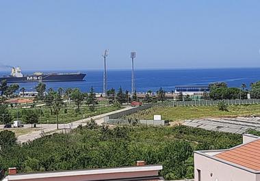 Однокомнатная квартира 33 м2 в комплексе Faros в Баре с панорамным видом от инвестора