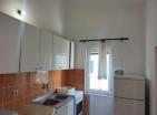 Продается трехкомнатная квартира в Сутоморе 53м2 с кухней и балконом