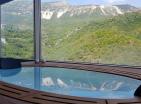 Уникальный пентхаус площадью 290 м2 с панорамным видом на Будванскую Ривьеру и Бечичи