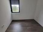 Новая 2-комнатная квартира площадью 42 м2 с парковкой в Улцине