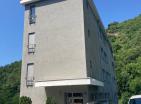 Очаровательная квартира с видом на горы площадью 34 м2 в Бечичи, Черногория