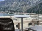 Роскошная квартира с видом на море площадью 136 м2 в Которе, Черногория