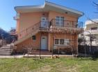 Продано : Продается эксклюзивная вилла с 9 апартаментами в Сутоморе