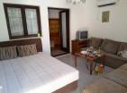 Солнечная квартира с 2 спальнями площадью 60 м2 в Бечичи с садом недалеко от Splendid
