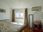 Потрясающая квартира с видом на море и одной спальней в Петроваце, всего в 10 минутах от моря