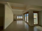 Новая квартира с видом на море площадью 60 м2 в Доброте с бассейном и террасой