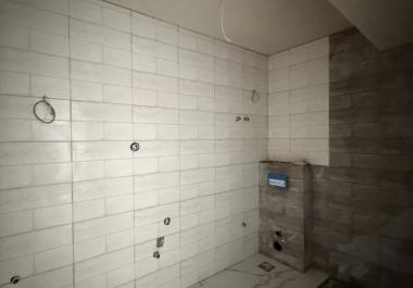 Приморская жемчужина: уютная квартира площадью 54 м2 в Добра Воде с видом на море