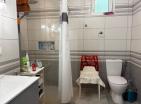 Инвестиционная недвижимость 205 м2 с видом на море в Сутоморе