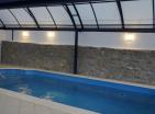 Вилла с крытым бассейном, гидромассажной ванной и панорамным видом на Которский