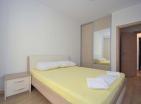 Квартира площадью 94 м2 в Бечичи с 2 спальнями и 2 ванными комнатами в 350 метрах от моря